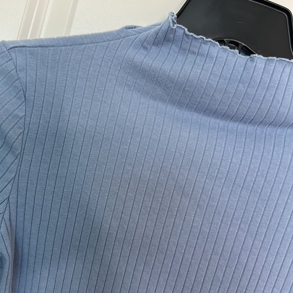 Light Blue Women Sweater Size Medium - Picture 2 of 4